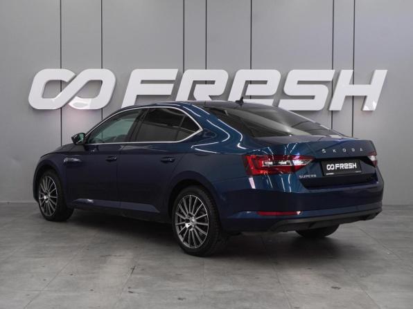 Skoda Superb III Рестайлинг с пробегом 2019 года, цена 2 406 000 рублей, 144397 км, лифтбек, Автокод Объявления
