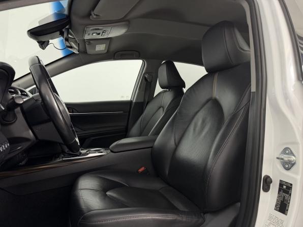 Toyota Camry VIII (XV70) с пробегом 2019 года, цена 2 860 000 рублей, 136112 км, седан, Автокод Объявления