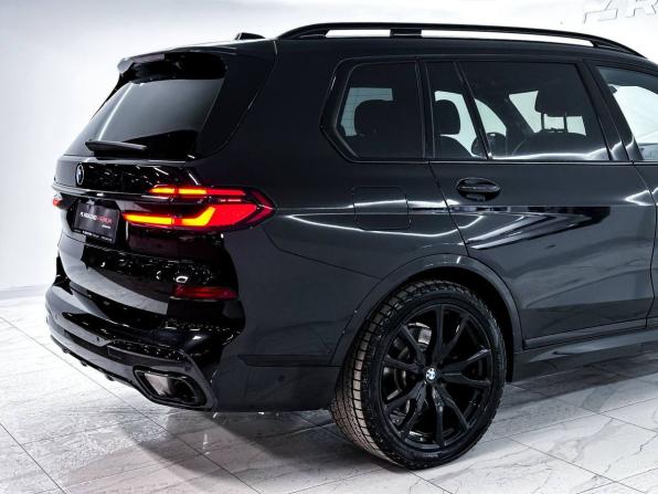 BMW X7 I (G07) Рестайлинг с пробегом 2025 года, цена 13 999 000 рублей, 19299 км, внедорожник, Автокод Объявления