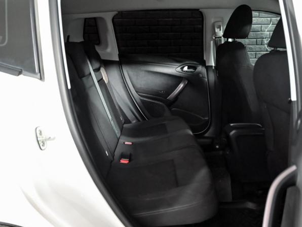 Peugeot 2008 I с пробегом 2014 года, цена 1 000 000 рублей, 88722 км, внедорожник, Автокод Объявления