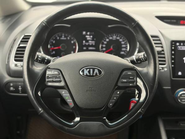 Kia Cerato III Рестайлинг (Classic) с пробегом 2018 года, цена 1 479 000 рублей, 129810 км, седан, Автокод Объявления