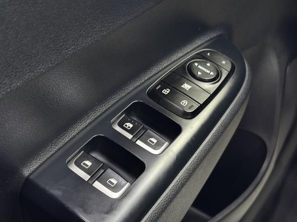 Kia Rio IV с пробегом 2019 года, цена 1 655 000 рублей, 55669 км, седан, Автокод Объявления