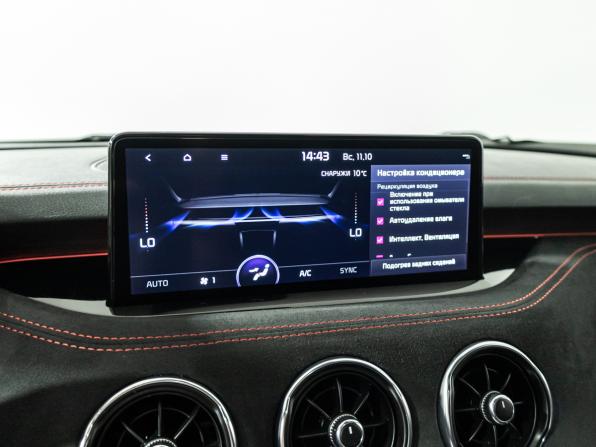 Kia Stinger I Рестайлинг с пробегом 2022 года, цена 3 240 000 рублей, 49000 км, лифтбек, Автокод Объявления