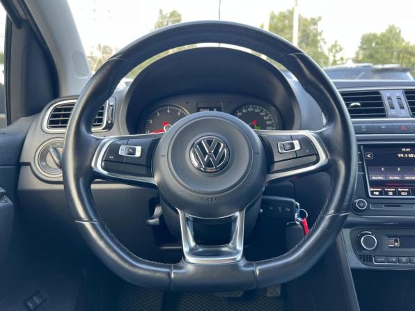 Volkswagen Polo V Рестайлинг с пробегом 2018 года, цена 1 232 800 рублей, 151289 км, седан, Автокод Объявления