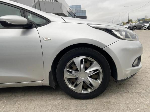 Kia Ceed II с пробегом 2015 года, цена 851 000 рублей, 141481 км, хэтчбек, Автокод Объявления