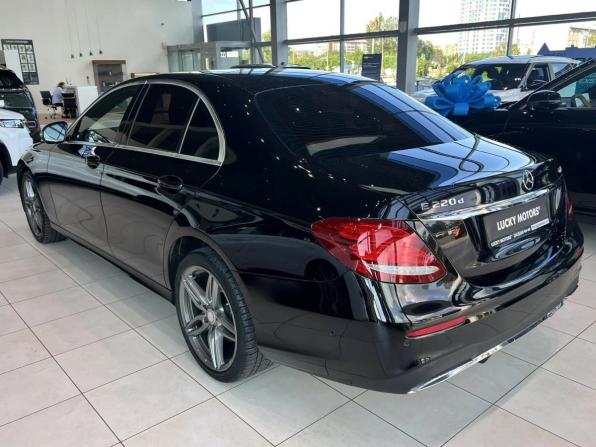 Mercedes-Benz E-Класс V (W213 S213 C238) с пробегом 2019 года, цена 2 495 000 рублей, 173498 км, седан, Автокод Объявления