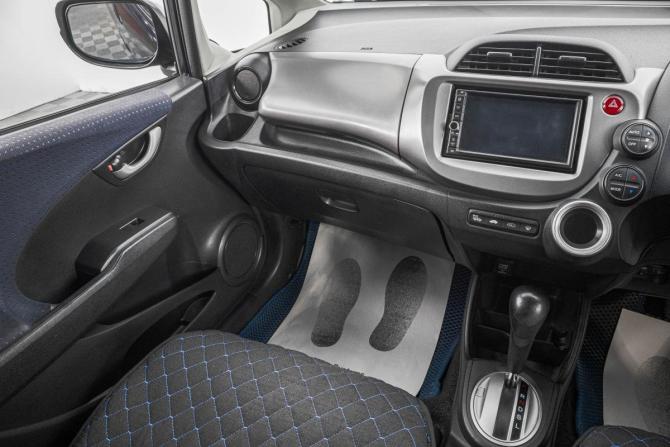 Honda Fit II с пробегом 2009 года, цена 729 000 рублей, 198000 км, хэтчбек, Автокод Объявления