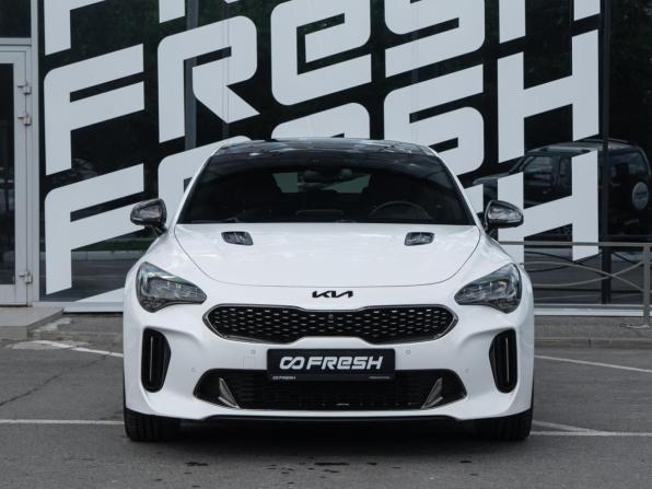 Kia Stinger I с пробегом 2018 года, цена 2 479 000 рублей, 131338 км, лифтбек, Автокод Объявления