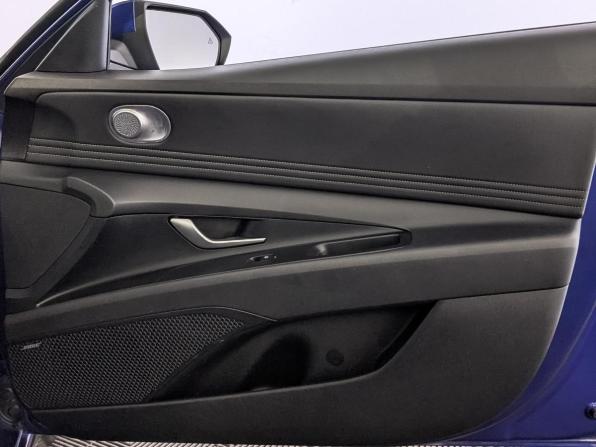 Hyundai Elantra VII (CN7) с пробегом 2022 года, цена 2 250 000 рублей, 44476 км, седан, Автокод Объявления