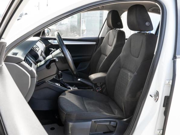 Skoda Octavia III (A7) с пробегом 2015 года, цена 1 499 000 рублей, 267818 км, лифтбек, Автокод Объявления
