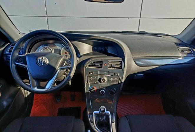 Brilliance V5 I с пробегом 2015 года, цена 600 000 рублей, 122357 км, внедорожник, Автокод Объявления
