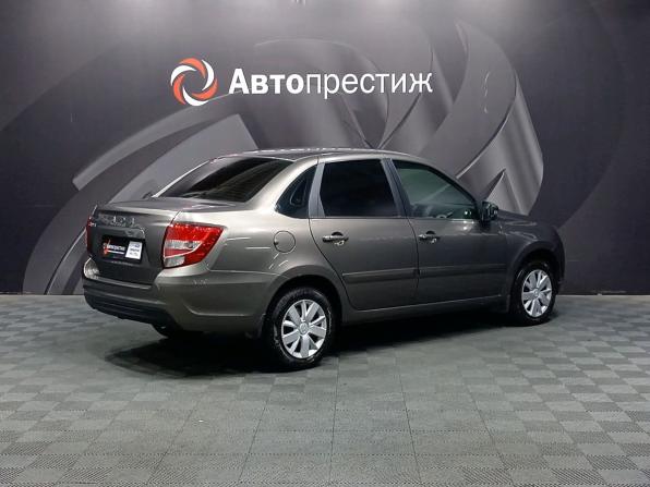 Lada (ВАЗ) Granta I Рестайлинг с пробегом 2019 года, цена 570 000 рублей, 93000 км, седан, Автокод Объявления