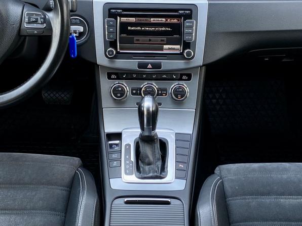 Volkswagen Passat CC I Рестайлинг с пробегом 2012 года, цена 1 379 000 рублей, 166753 км, седан, Автокод Объявления
