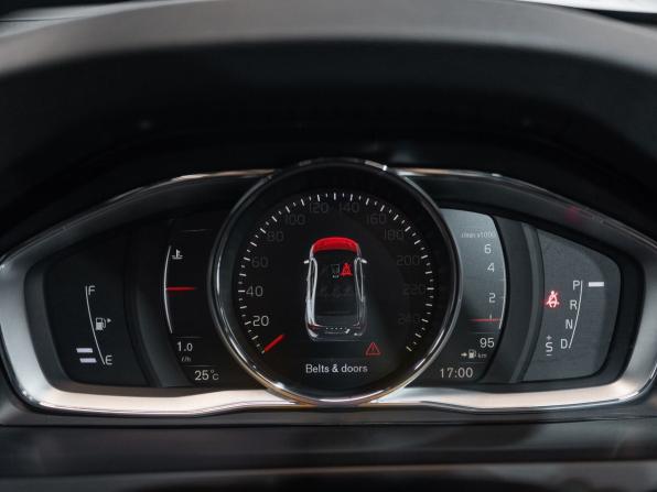 Volvo S60 II Рестайлинг с пробегом 2017 года, цена 1 550 300 рублей, 71420 км, седан, Автокод Объявления