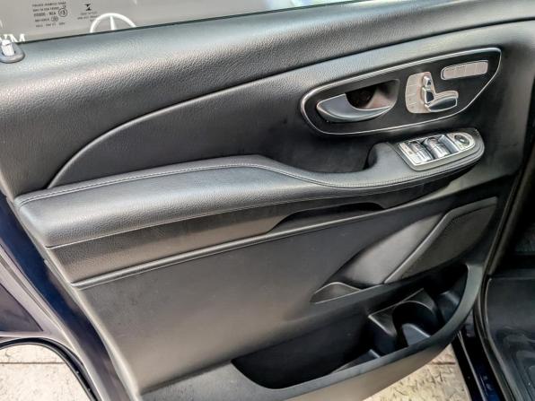 Mercedes-Benz V-Класс III (W447) Рестайлинг с пробегом 2020 года, цена 5 950 000 рублей, 115904 км, минивэн, Автокод Объявления