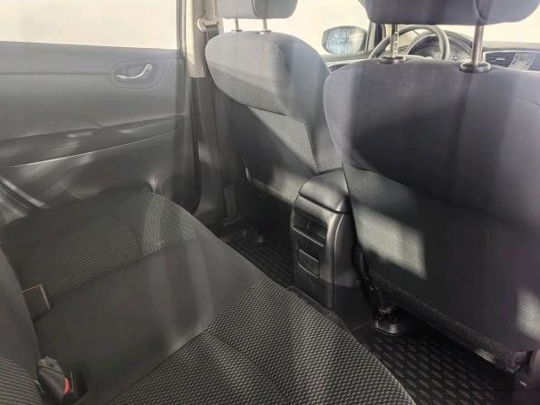 Nissan Tiida II с пробегом 2015 года, цена 859 000 рублей, 107367 км, хэтчбек, Автокод Объявления