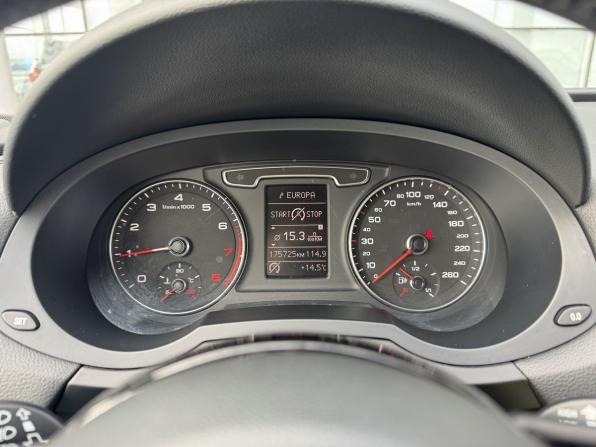 Audi Q3 I (8U) с пробегом 2013 года, цена 1 295 000 рублей, 175725 км, внедорожник, Автокод Объявления