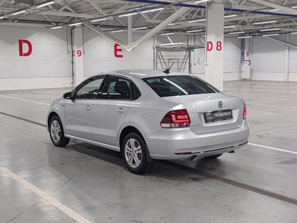 Volkswagen Polo V Рестайлинг с пробегом 2019 года, цена 1 399 000 рублей, 124700 км, седан, Автокод Объявления
