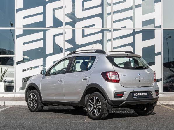 Renault Sandero II Рестайлинг с пробегом 2018 года, цена 1 198 000 рублей, 89042 км, хэтчбек, Автокод Объявления