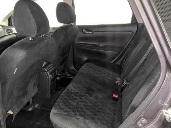 Nissan Tiida II с пробегом 2015 года, цена 1 300 000 рублей, 70213 км, хэтчбек, Автокод Объявления