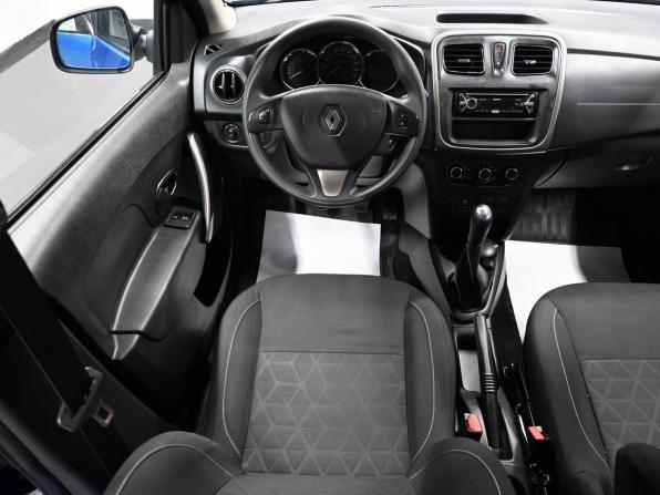 Renault Sandero II с пробегом 2015 года, цена 1 065 000 рублей, 76097 км, хэтчбек, Автокод Объявления