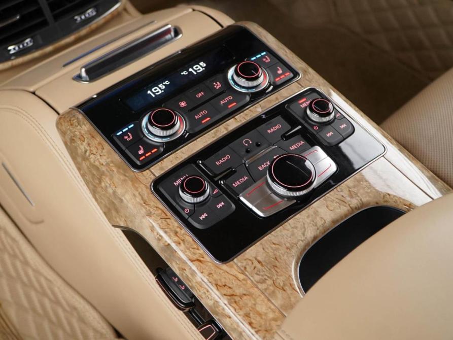 Audi A8 III (D4) Москва  - изображение 15