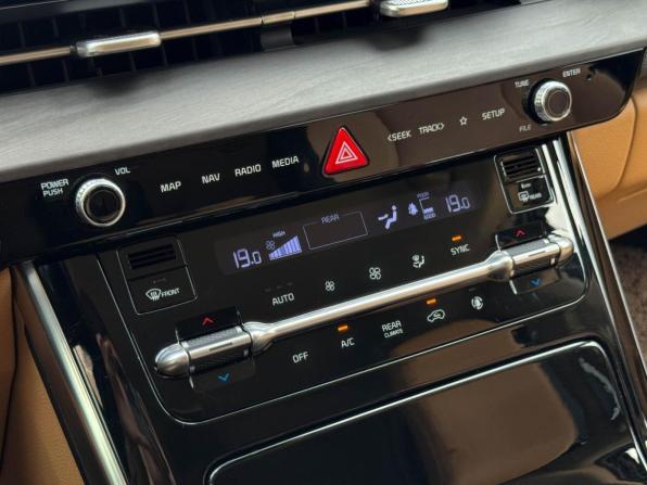Kia Carnival IV с пробегом 2021 года, цена 4 549 000 рублей, 56557 км, минивэн, Автокод Объявления