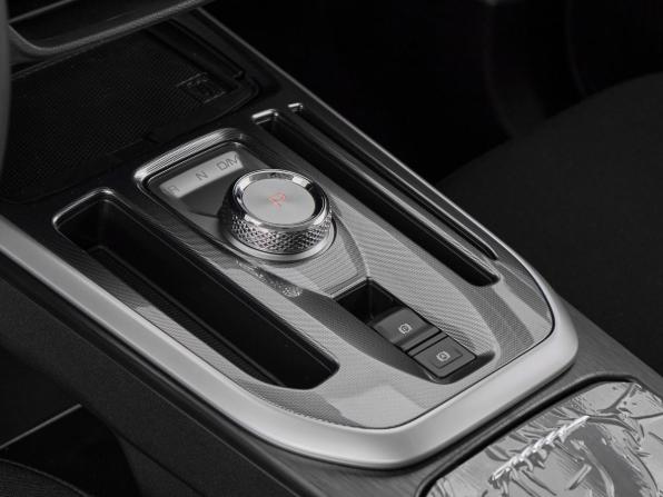 Haval Jolion I Рестайлинг с пробегом 2024 года, цена 2 650 000 рублей, 35 км, внедорожник, Автокод Объявления