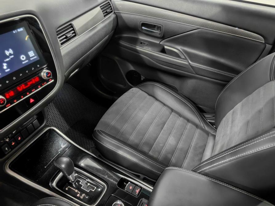 Mitsubishi Outlander III Рестайлинг 3 Новосибирск  - изображение 13