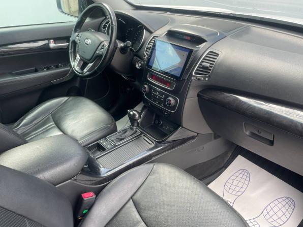 Kia Sorento II Рестайлинг с пробегом 2018 года, цена 2 550 000 рублей, 113330 км, внедорожник, Автокод Объявления