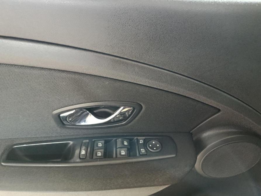 Renault Fluence I Рестайлинг Уфа  - изображение 18