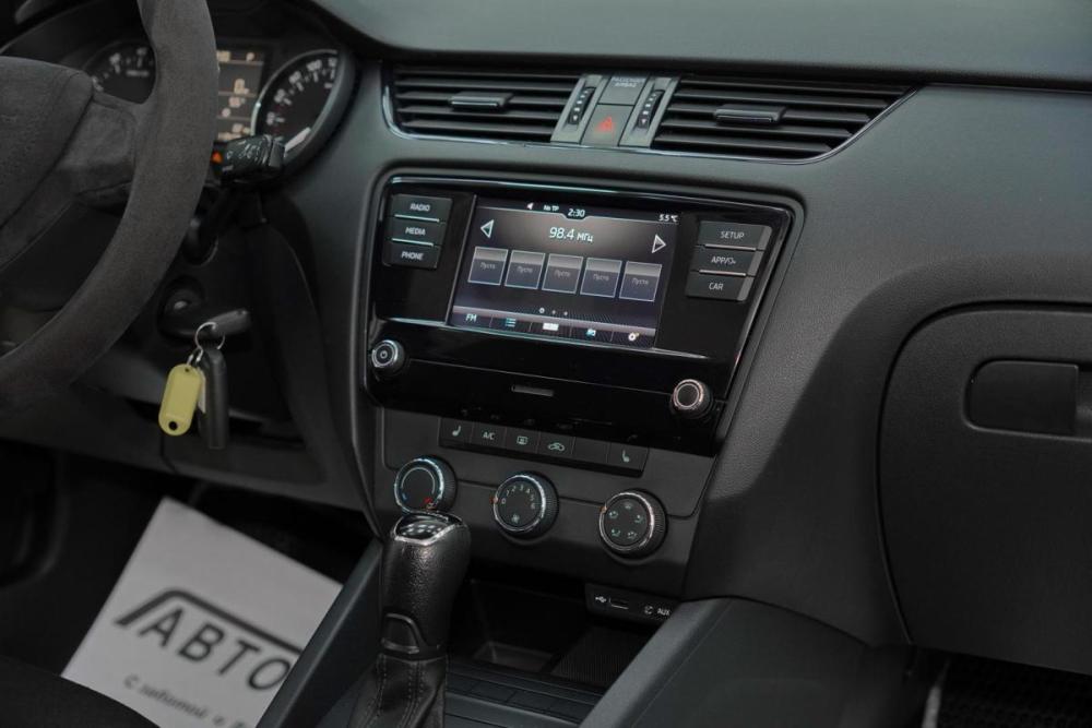 Skoda Octavia III (A7) Рестайлинг Москва  - изображение 8