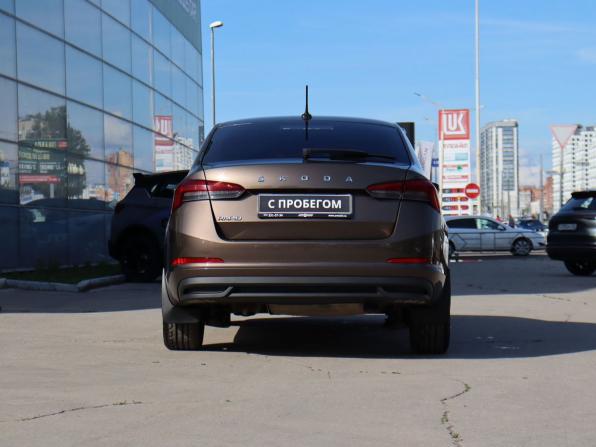Skoda Rapid II с пробегом 2021 года, цена 1 815 000 рублей, 30988 км, лифтбек, Автокод Объявления