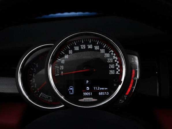 Mini Cabrio III Рестайлинг с пробегом 2019 года, цена 3 499 999 рублей, 39051 км, кабриолет, Автокод Объявления