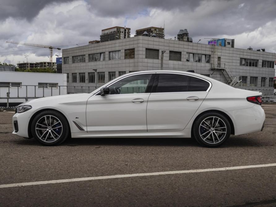 BMW 5 серии VII (G30/G31/G38) Рестайлинг Москва  - изображение 9