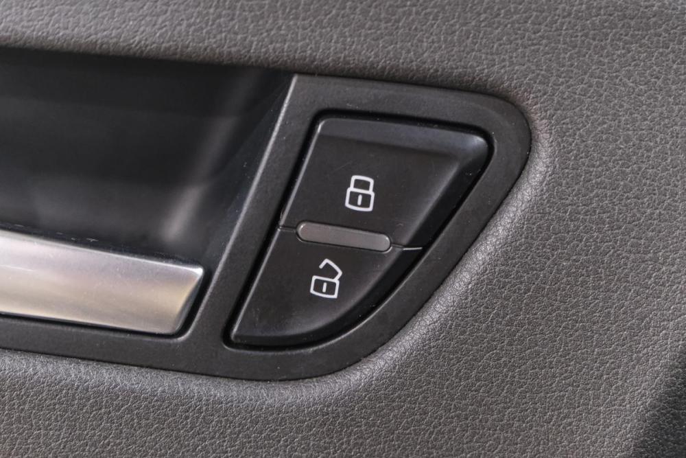 Audi A4 IV (B8) Новокузнецк  - изображение 25