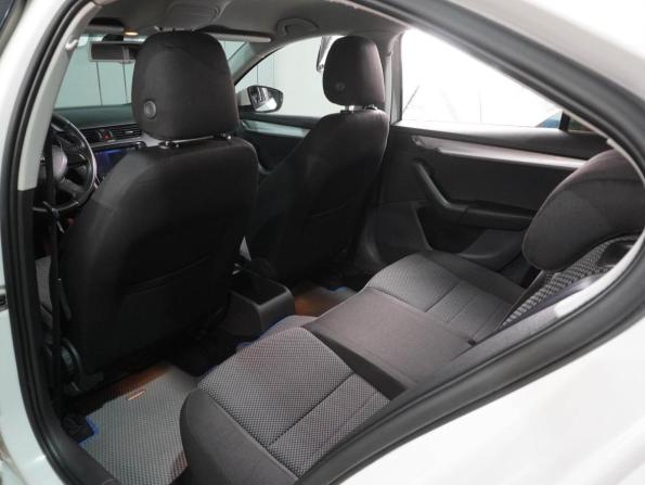 Skoda Octavia III (A7) с пробегом 2014 года, цена 879 000 рублей, 236629 км, лифтбек, Автокод Объявления