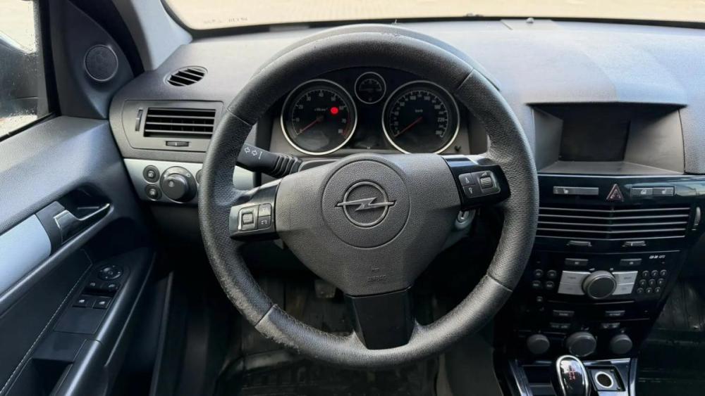 Opel Astra H Рестайлинг Череповец  - изображение 11