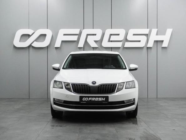 Skoda Octavia III (A7) Рестайлинг с пробегом 2018 года, цена 1 599 000 рублей, 194475 км, лифтбек, Автокод Объявления