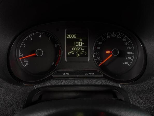 Volkswagen Polo V Рестайлинг с пробегом 2018 года, цена 1 229 000 рублей, 183827 км, седан, Автокод Объявления