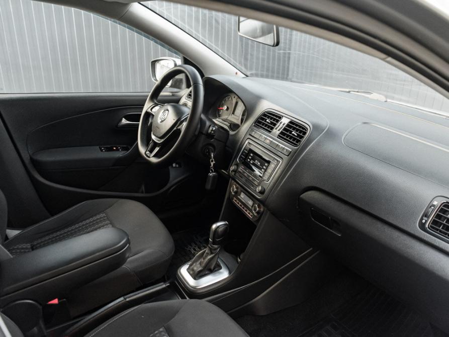 Volkswagen Polo V Рестайлинг Екатеринбург  - изображение 13