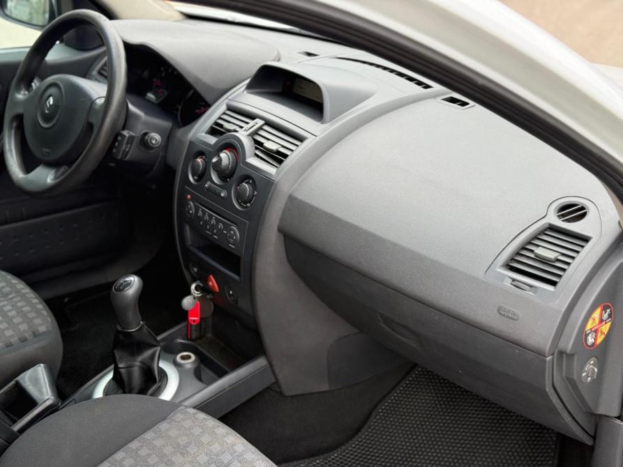 Renault Megane II Рестайлинг Томск  - изображение 15