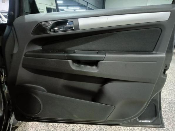Opel Zafira B Рестайлинг с пробегом 2012 года, цена 765 000 рублей, 98916 км, компактвэн, Автокод Объявления