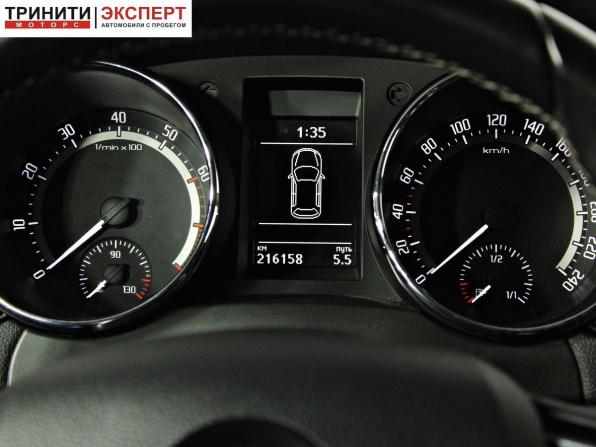 Skoda Yeti I Рестайлинг с пробегом 2017 года, цена 1 297 000 рублей, 216144 км, внедорожник, Автокод Объявления