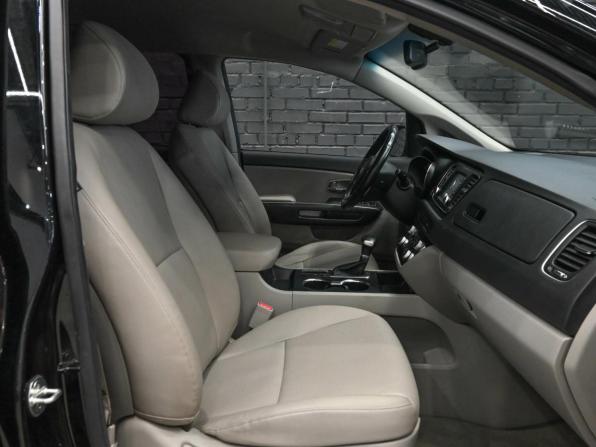 Kia Carnival III с пробегом 2020 года, цена 3 200 000 рублей, 122400 км, минивэн, Автокод Объявления