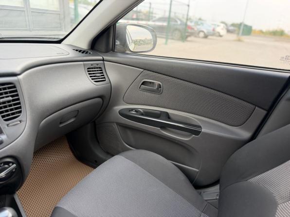 Kia Rio II Рестайлинг с пробегом 2009 года, цена 650 000 рублей, 131400 км, хэтчбек, Автокод Объявления