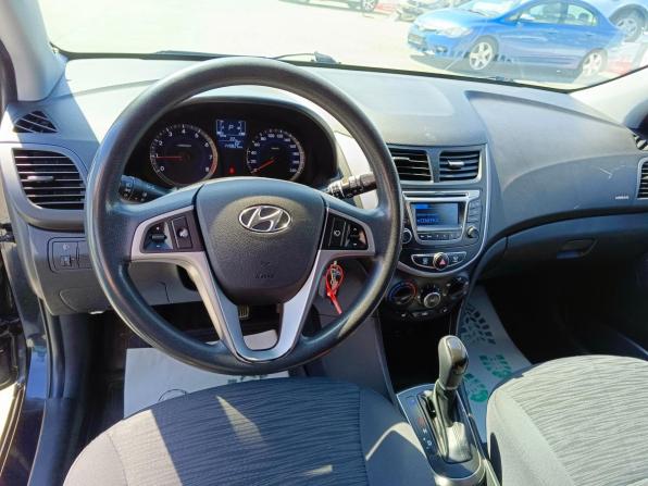 Hyundai Solaris I Рестайлинг с пробегом 2015 года, цена 994 995 рублей, 150001 км, хэтчбек, Автокод Объявления