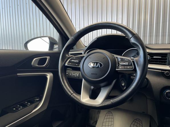 Kia Ceed III с пробегом 2019 года, цена 1 677 000 рублей, 113086 км, хэтчбек, Автокод Объявления