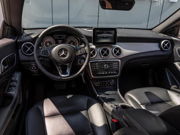 Mercedes-Benz CLA I (C117 X117) с пробегом 2015 года, цена 1 390 000 рублей, 238262 км, седан, Автокод Объявления