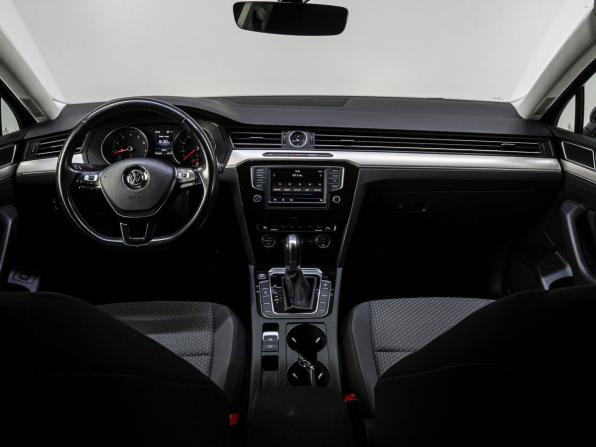 Volkswagen Passat B8 с пробегом 2017 года, цена 2 055 000 рублей, 128957 км, седан, Автокод Объявления